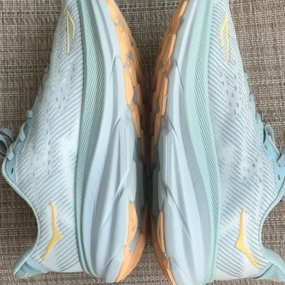 Hoka Women's Blue Athletic Shoes 7 D - Picture 4 of 10